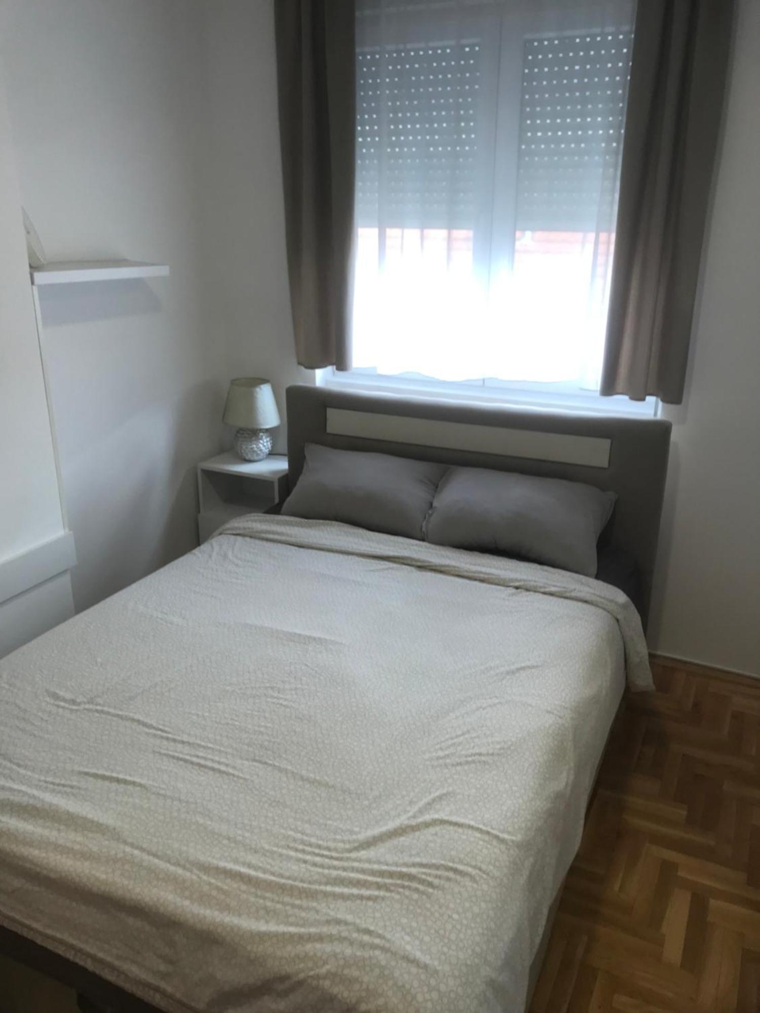 Ferienwohnung Stojanovic R Apartman Novi Sad Exterior foto