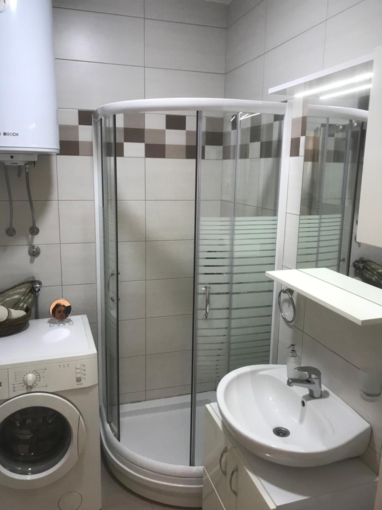 Ferienwohnung Stojanovic R Apartman Novi Sad Exterior foto